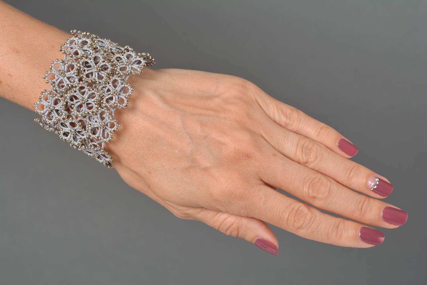 Gray and gold beads' knitted elegant bangle bracelet  photo 4