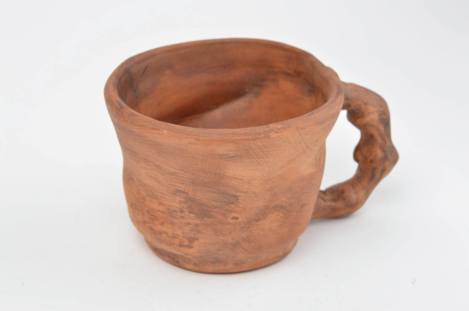 Clay drinking cup with handle and no pattern photo 3