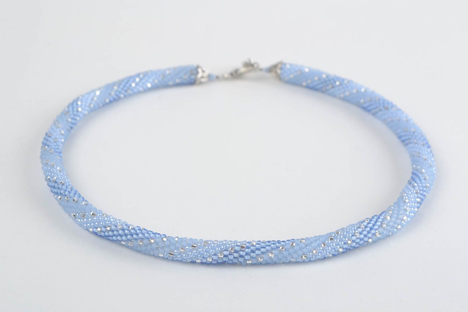 Collier bleu Bijou fait main spirale en perles de rocaille Cadeau femme original photo 3