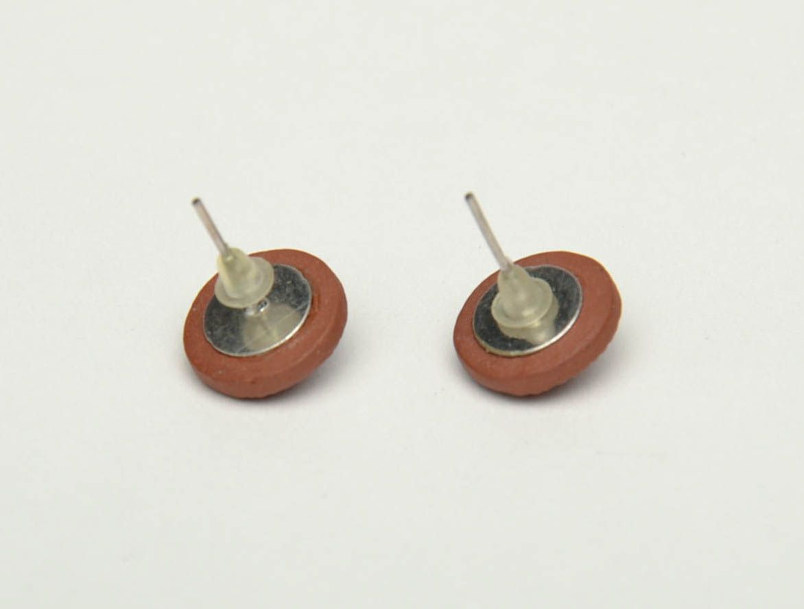 Round clay stud earrings with ornament photo 4