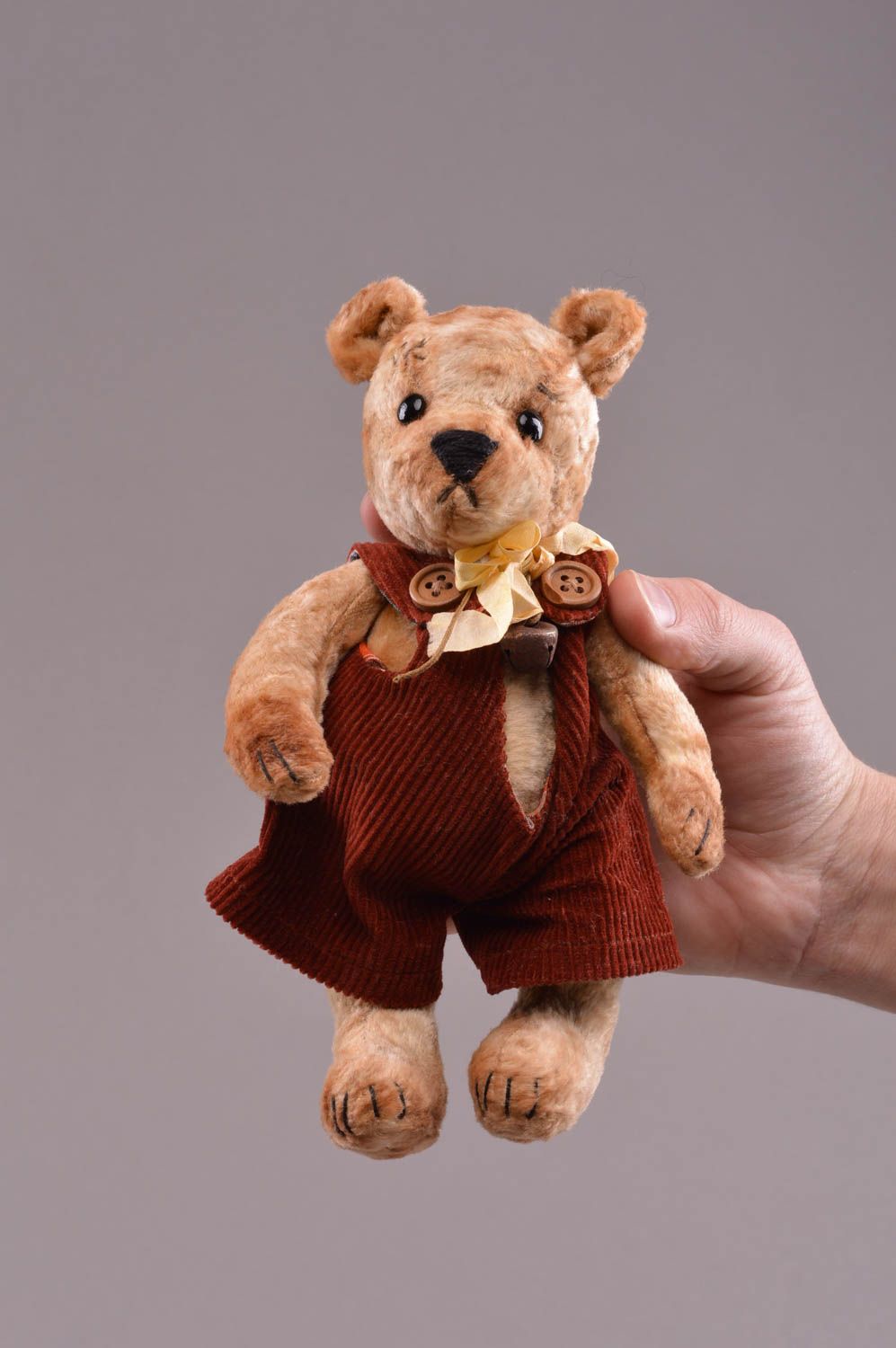 Beautiful handmade vintage soft plush toy bear for home decor photo 4