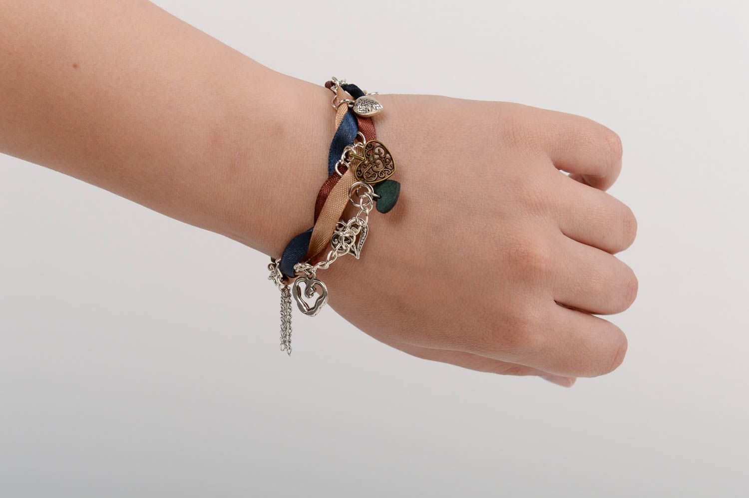 Beautiful women's handmade metal chain bracelet with satin ribbons photo 5