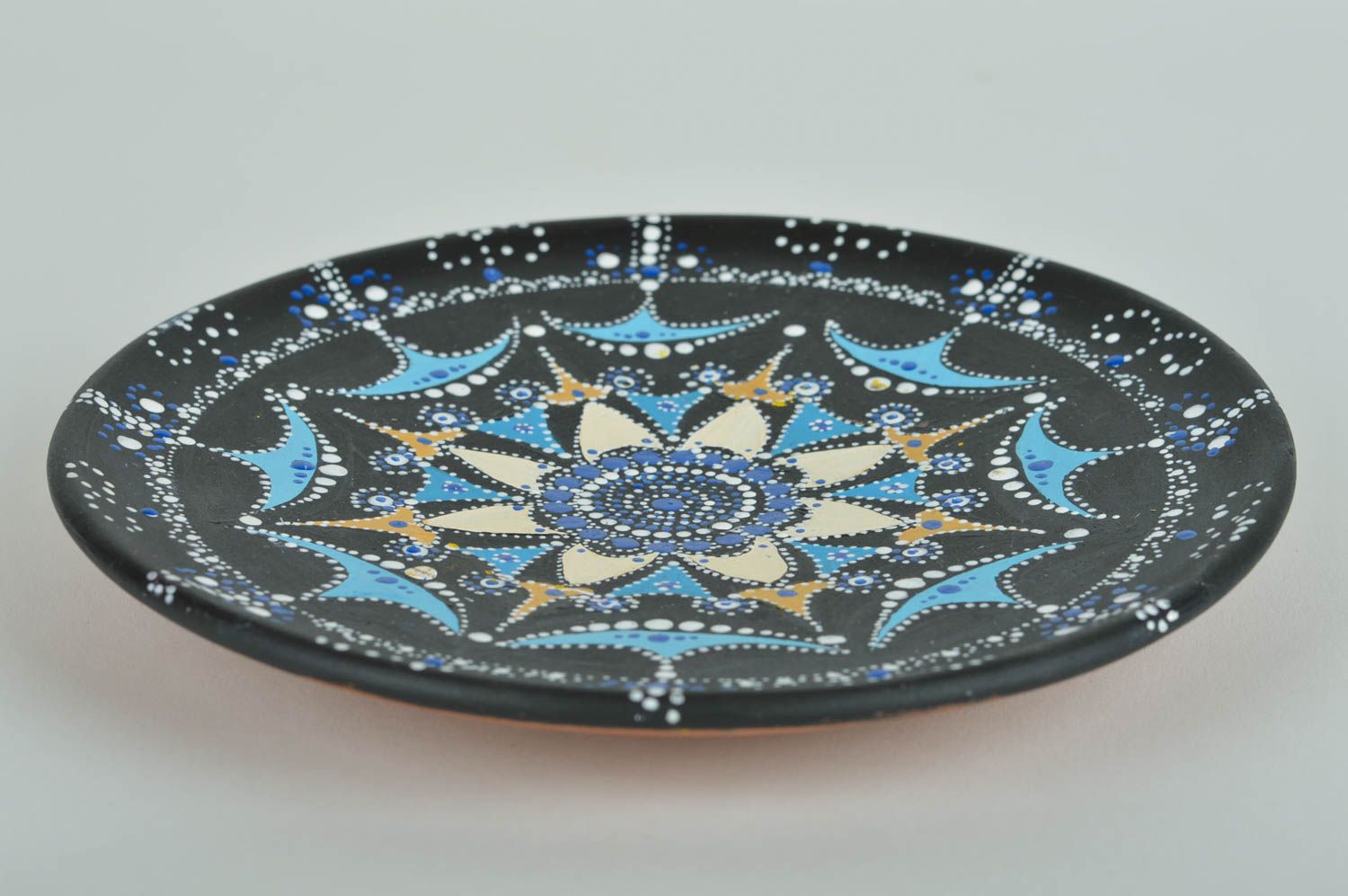 Керамическая декоративная тарелка с узором настенное панно ручной работы  фото 3