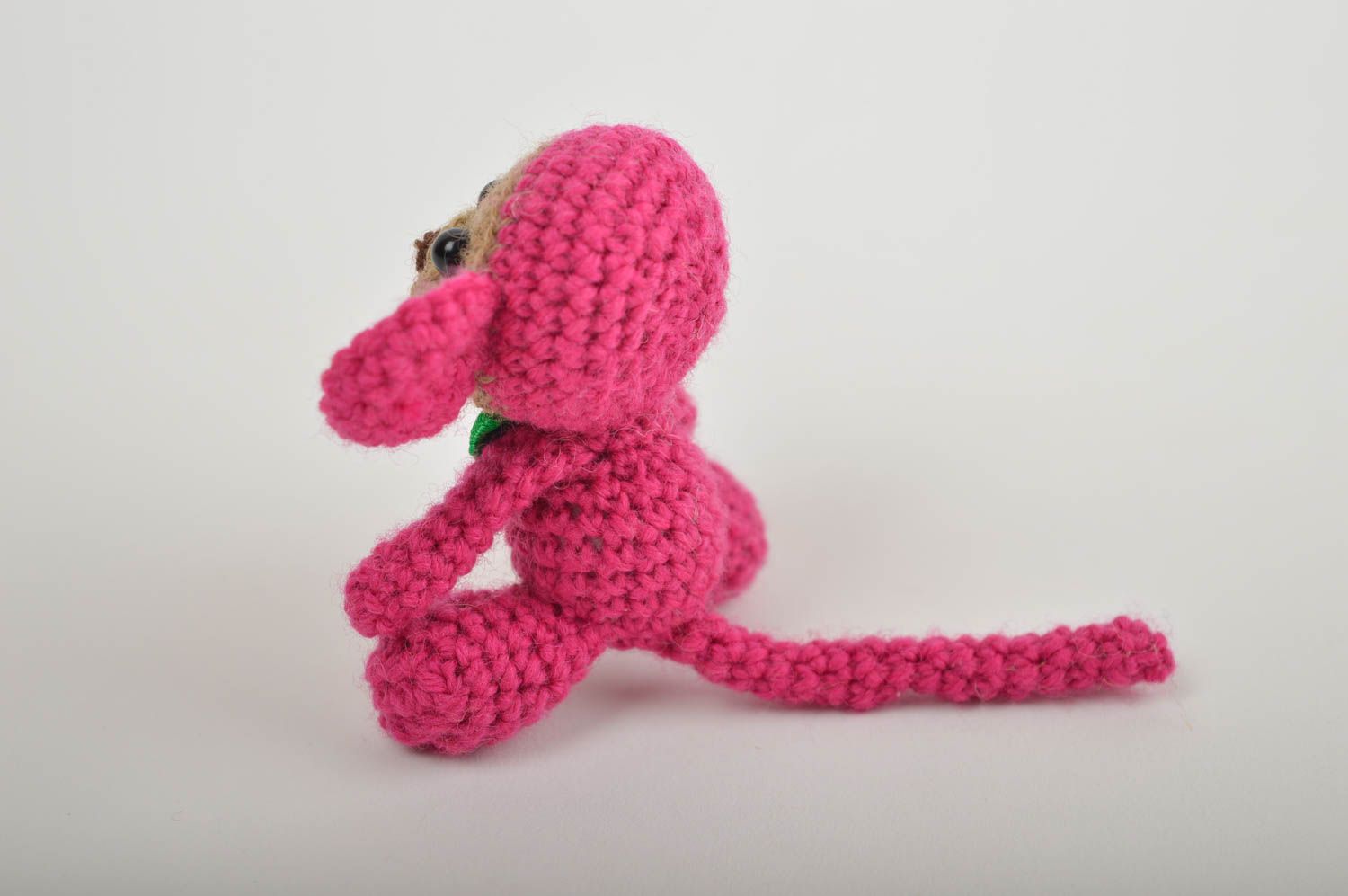 Jouet singe tricoté Peluche faite main rose petite originale Cadeau pour enfant photo 2