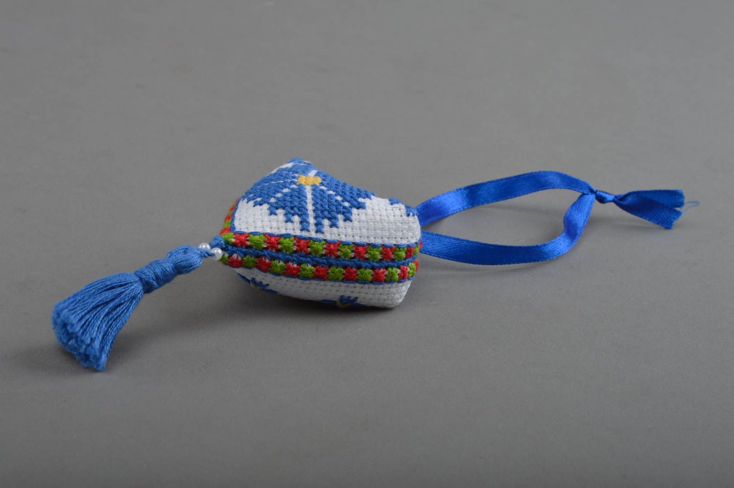 Beautiful handmade keychain unusual embroidered pendant stylish accessory photo 4