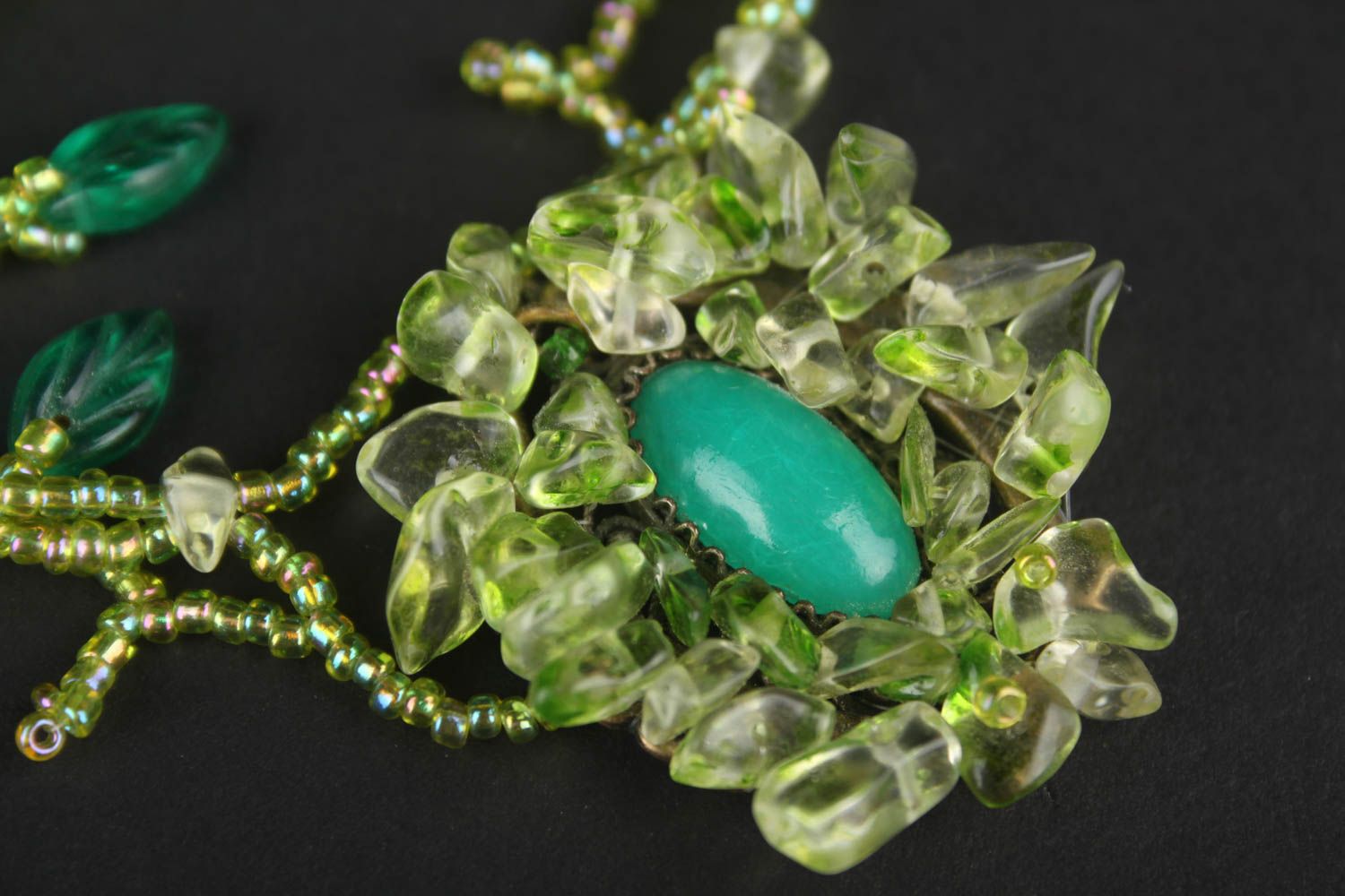 Handmade elegant necklace stylish beaded necklace unusual green necklace photo 3