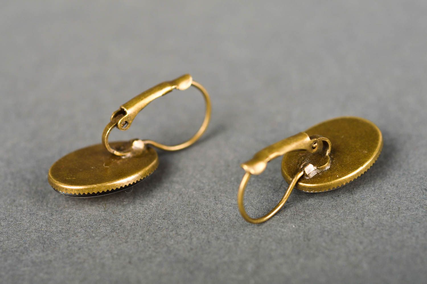 Handmade designer earrings metal dangling earrings jewelry in vintage style photo 5