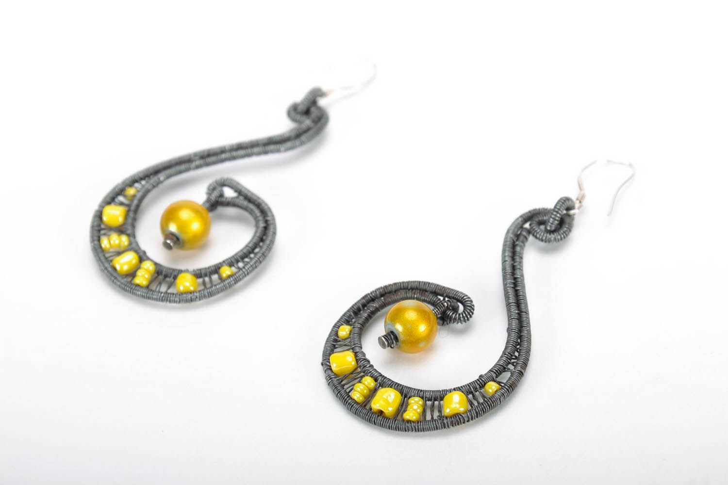 Earrings with beads photo 2