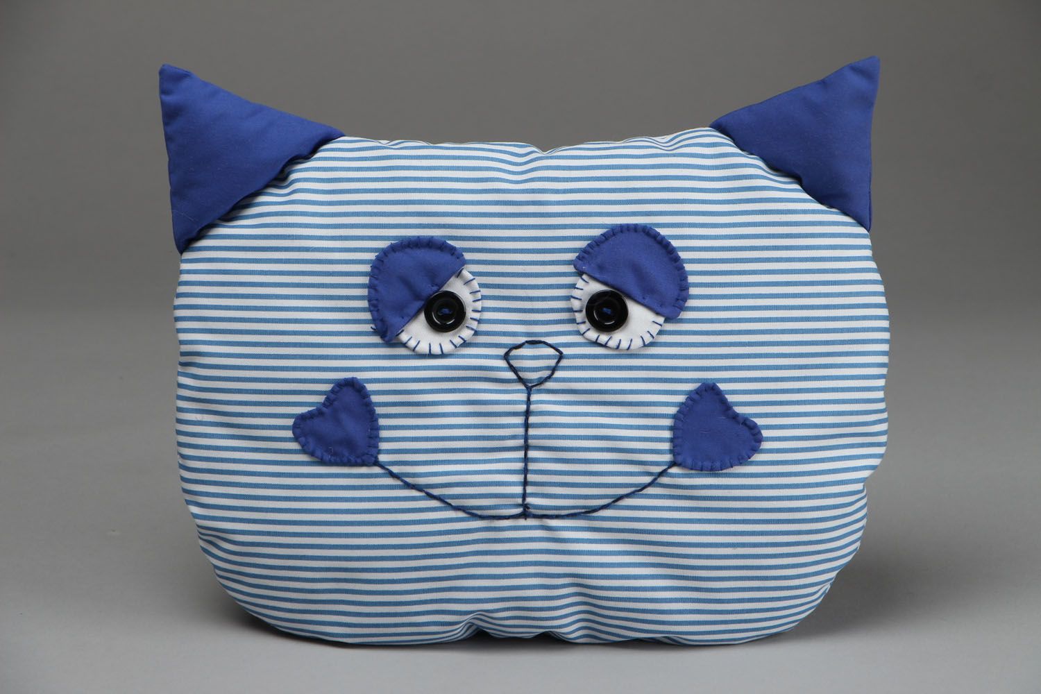 Toy pillow cat photo 1
