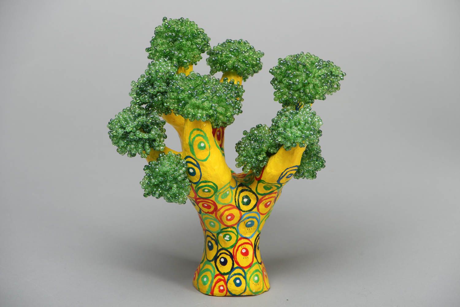 Bonsai tree made of plaster and beads photo 1