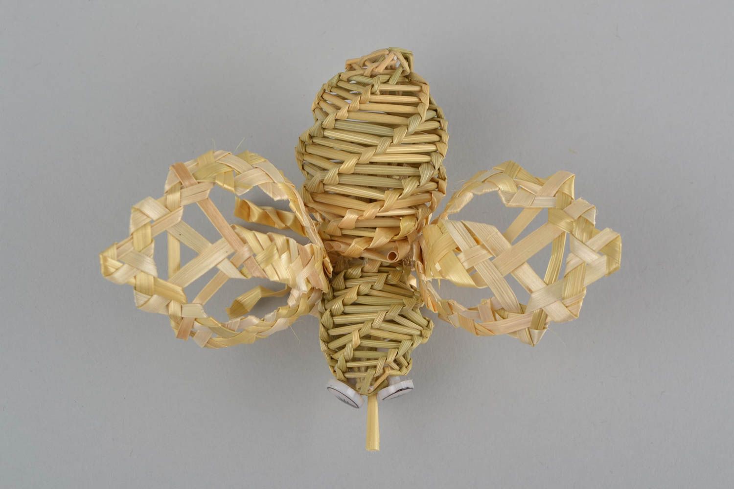 Figura decorativa juguete hecho a mano de paja original souvenir abeja  foto 3