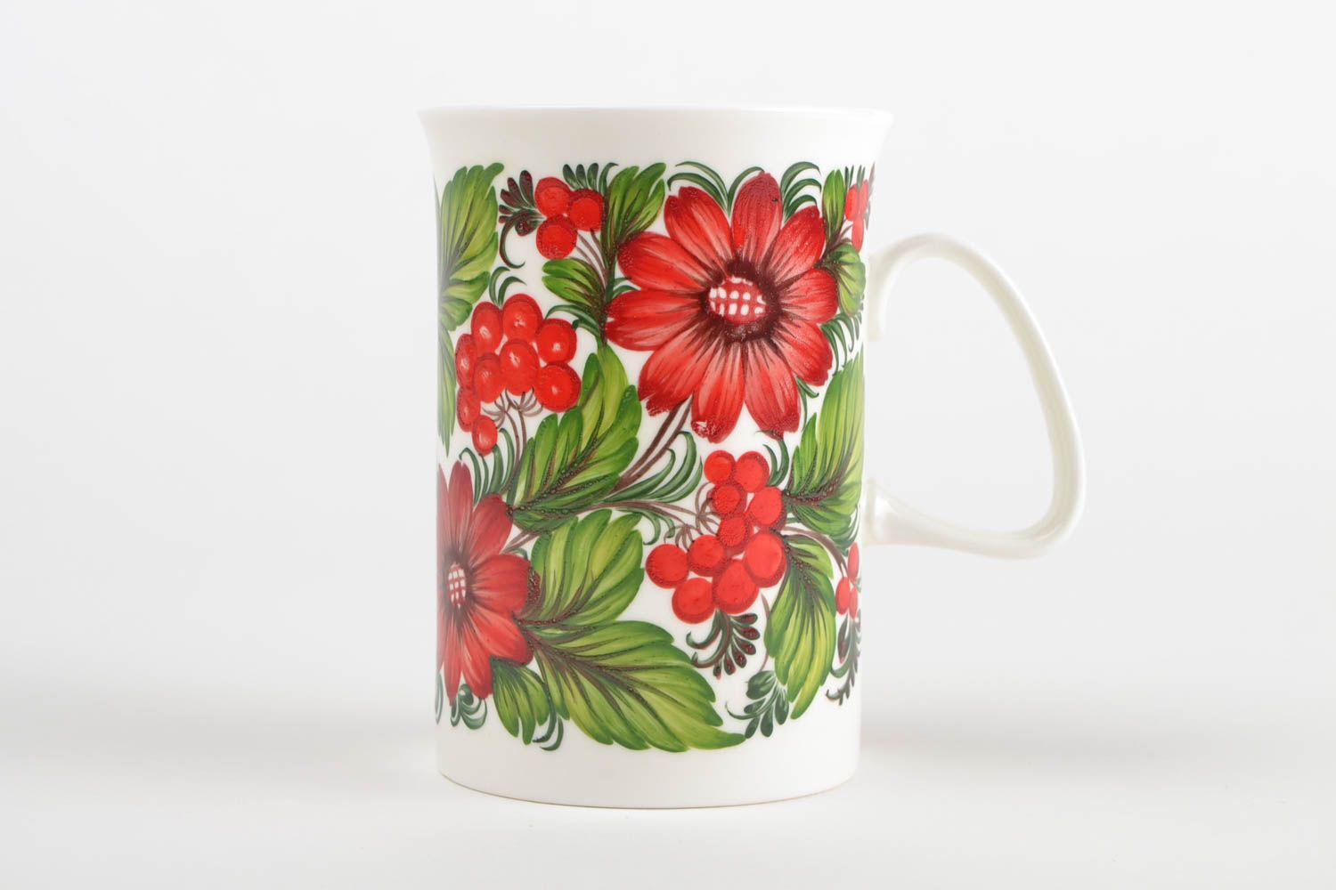 Large 10 oz ceramic porcelain cup with handle and red flowers design photo 3