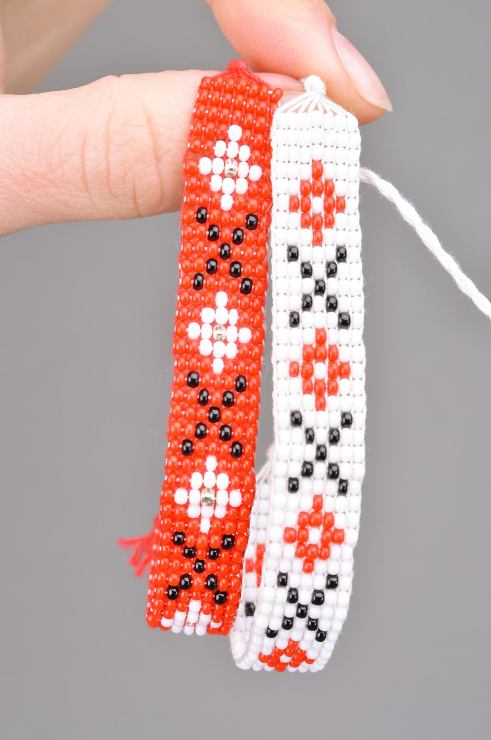 Set of homemade wide beaded wrist bracelets with ties 2 items red and white photo 3