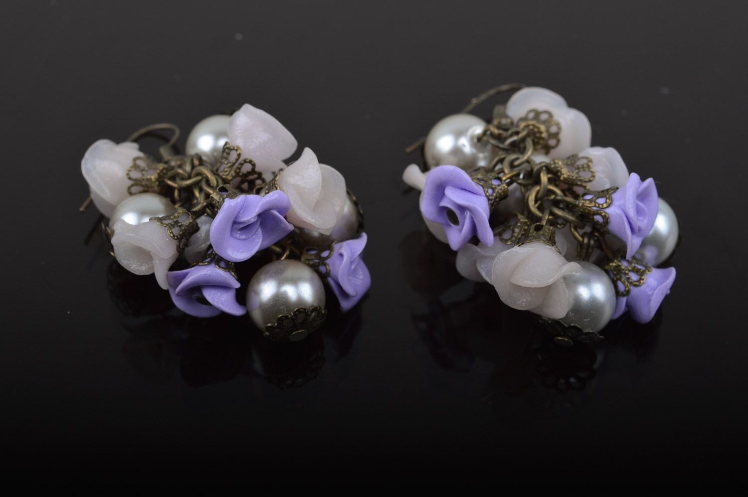 Handmade polymer clay flower earrings with pearl beads photo 3