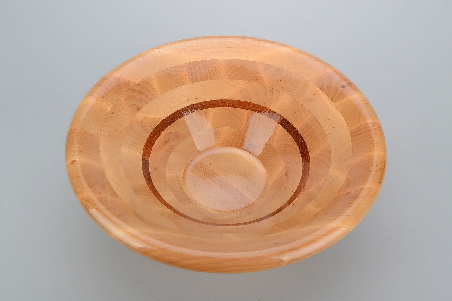 Wooden fruit bowl photo 5