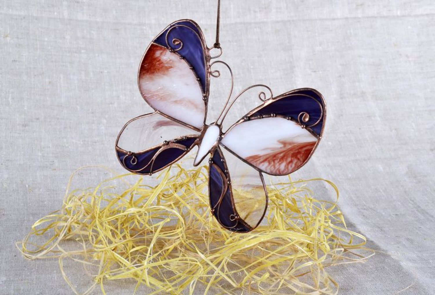 Interior glass pendant Butterfly photo 1