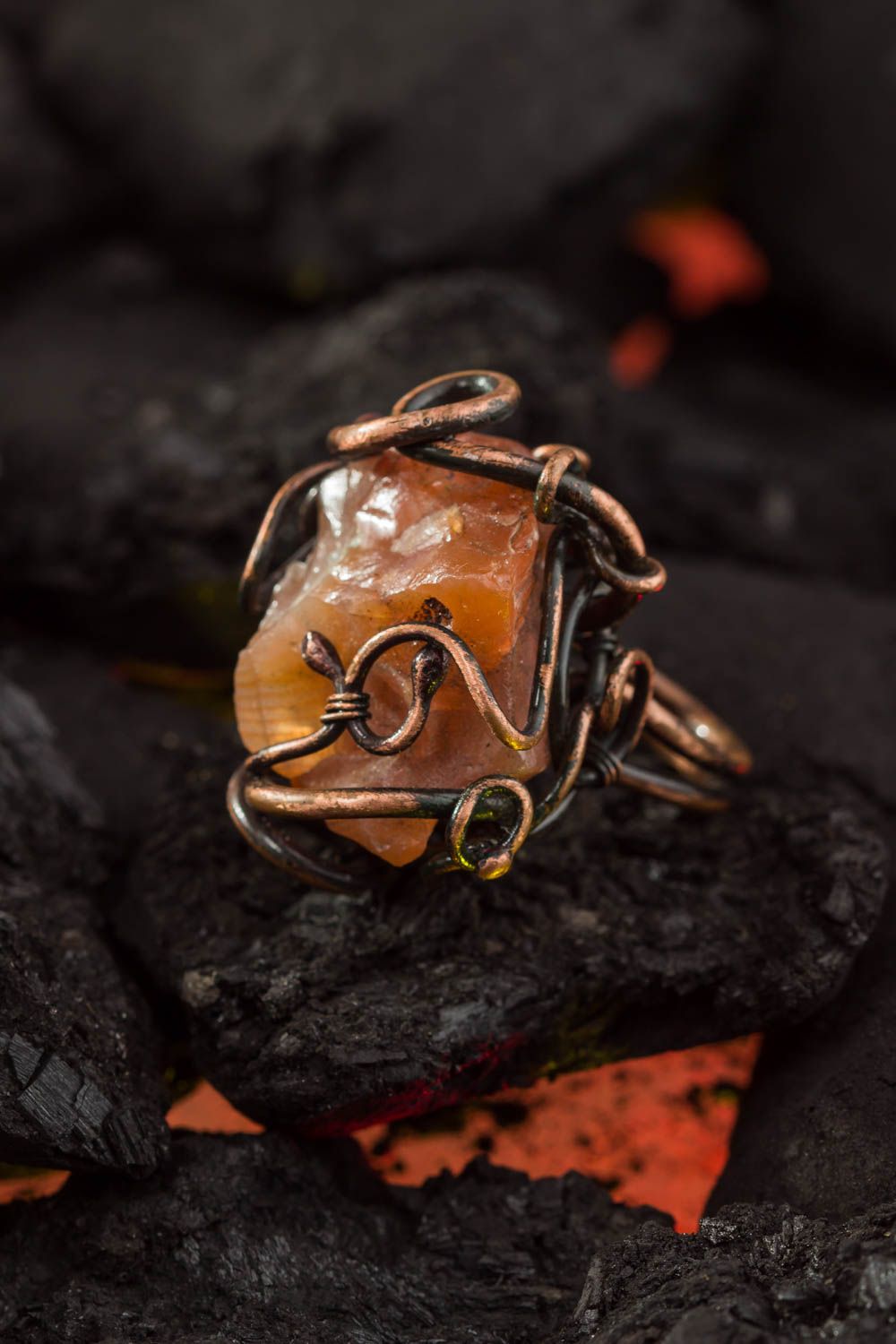 Модное кольцо ручной работы красивое кольцо с сердоликом авторское украшение  фото 1