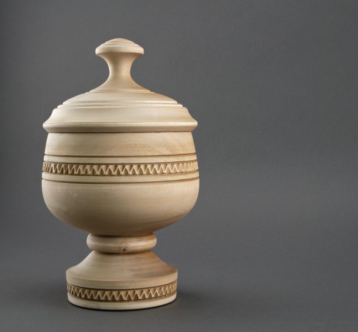Vaso con coperchio fatto a mano Vaso di legno Bomboniera Zuccheriera di legno 
 foto 2