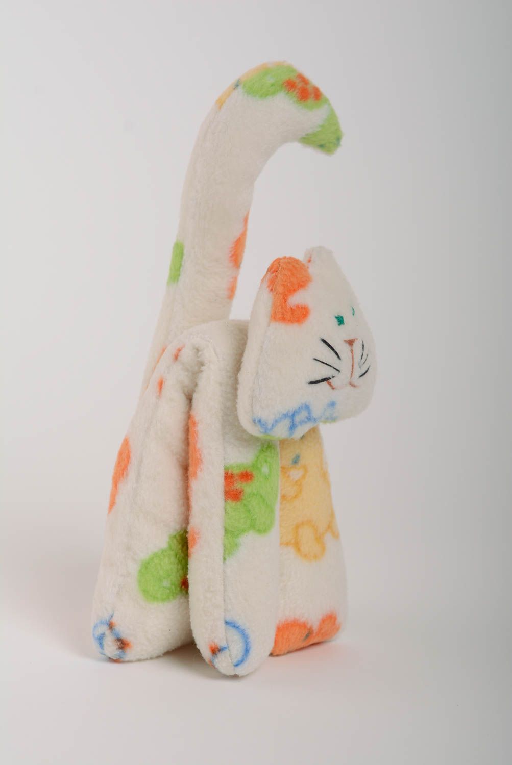 Buntes handgemachtes Stoff Kuscheltier Katze aus Fleece mittelgroß für Kind foto 3