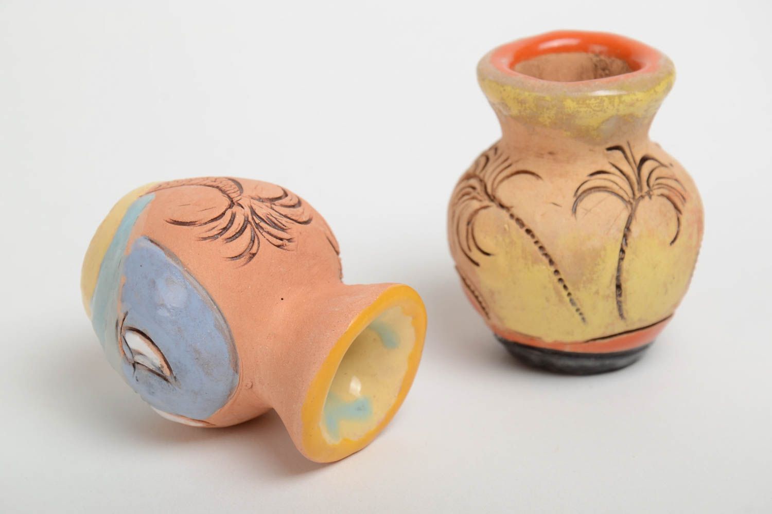 Juego de jarros decorativos artesanales de cerámica pintados 2 piezas  foto 3