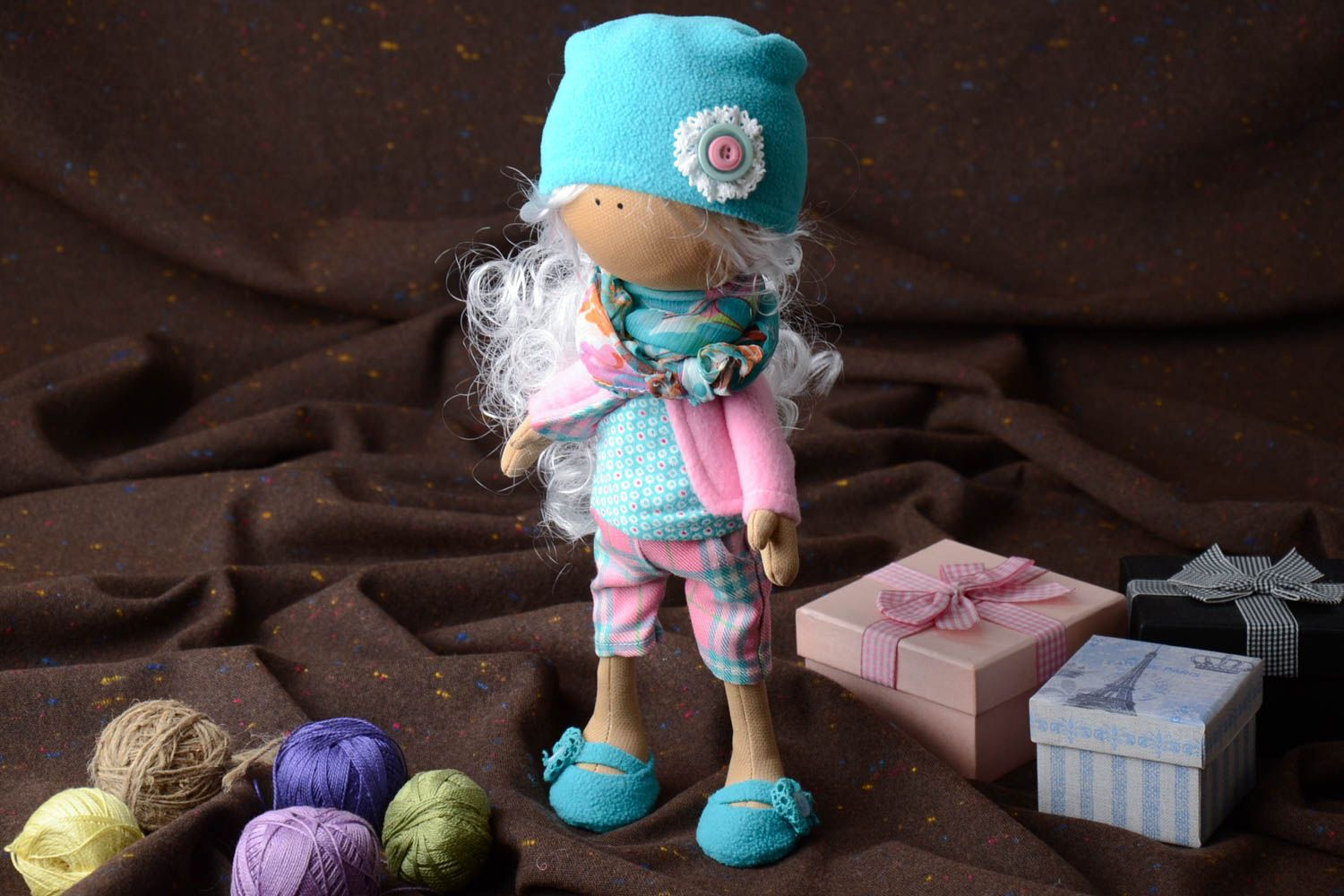 Weiche Interieur Puppe handmade aus Stoff Künstler für Haus Dekor und für Kinder foto 1