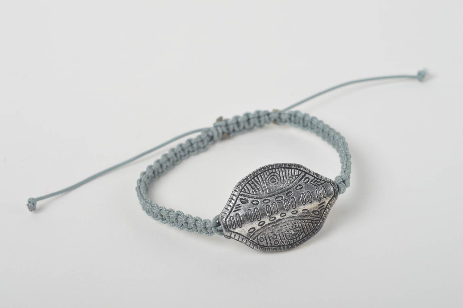 Pulsera hecha a mano de cordones bisutería artesanal textil regalo para mujeres foto 2