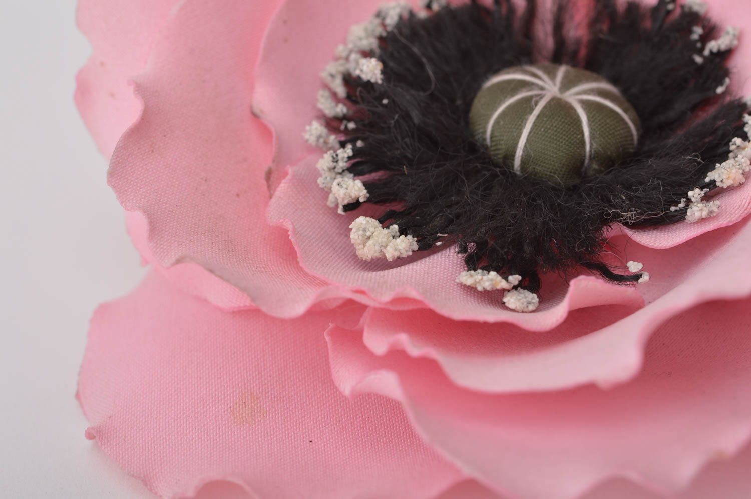 Broche fleur pavot rose Pince à cheveux faite main Bijou femme satin métal mode photo 9