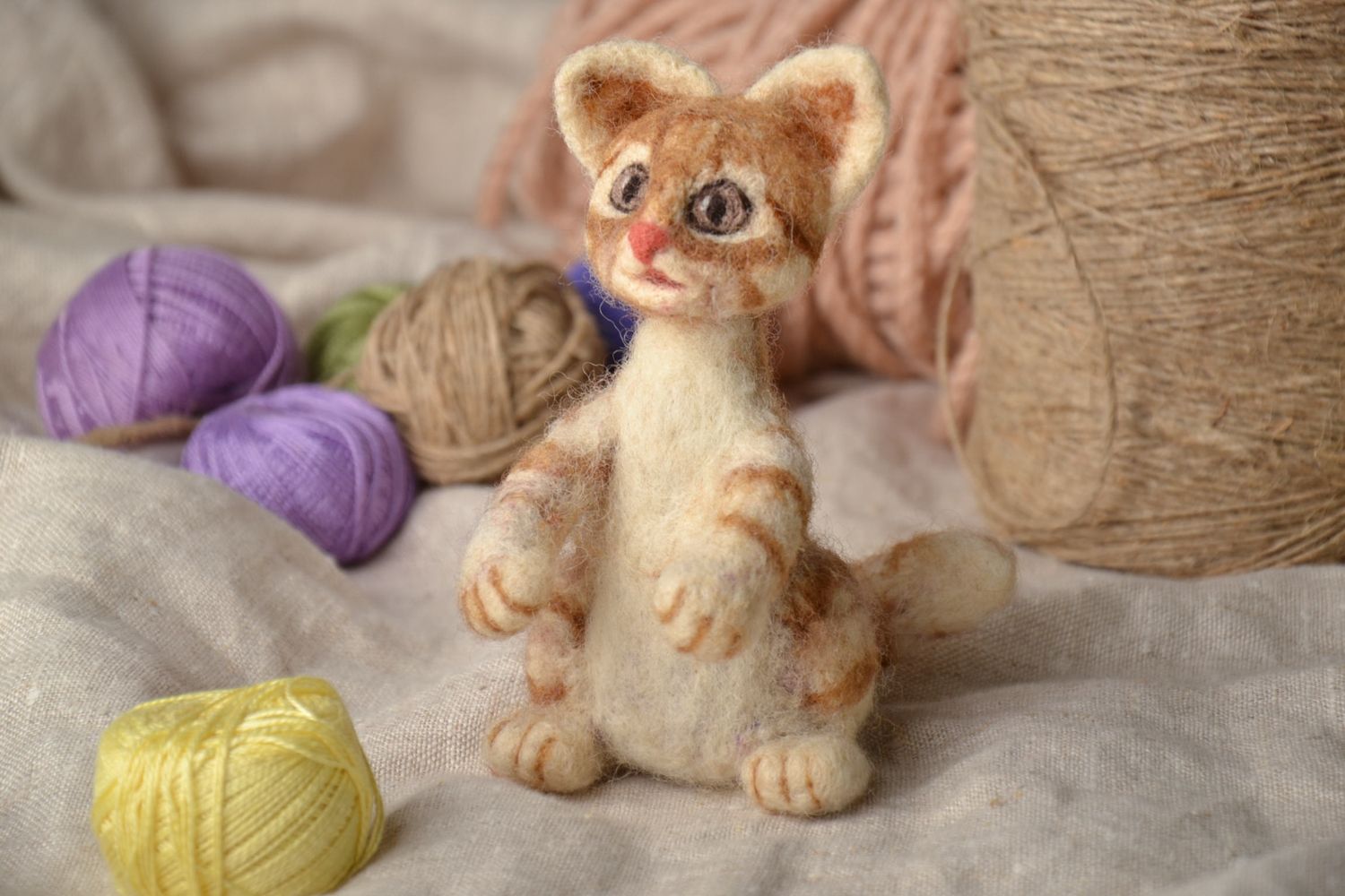 Peluche en laine feutrée Chat roux photo 1