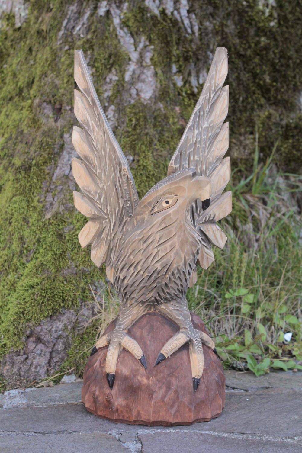 Carved wooden eagle photo 5