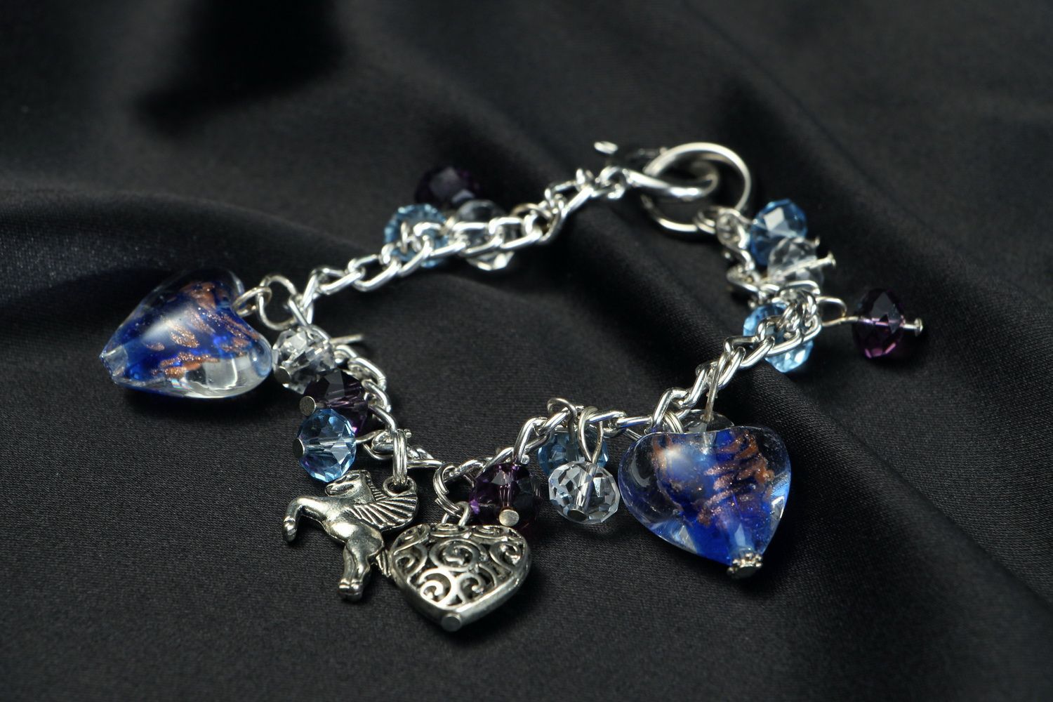 Armband mit blauen böhmischen Glasperlen foto 2
