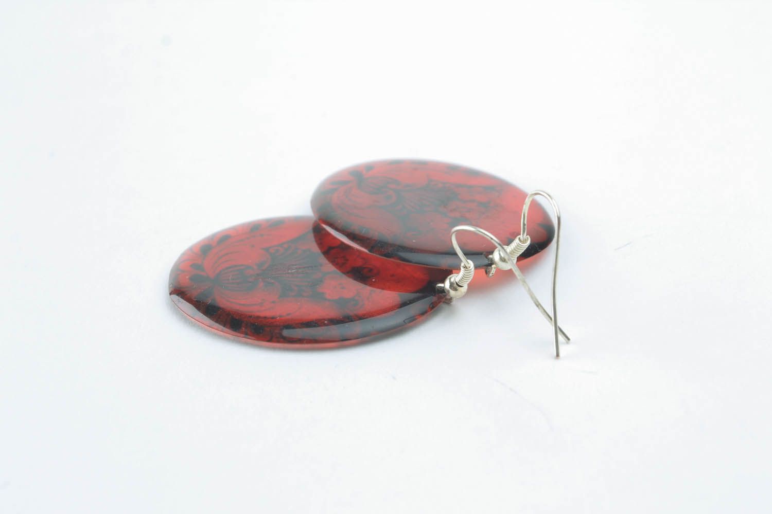 Round earrings with red photoprint photo 2