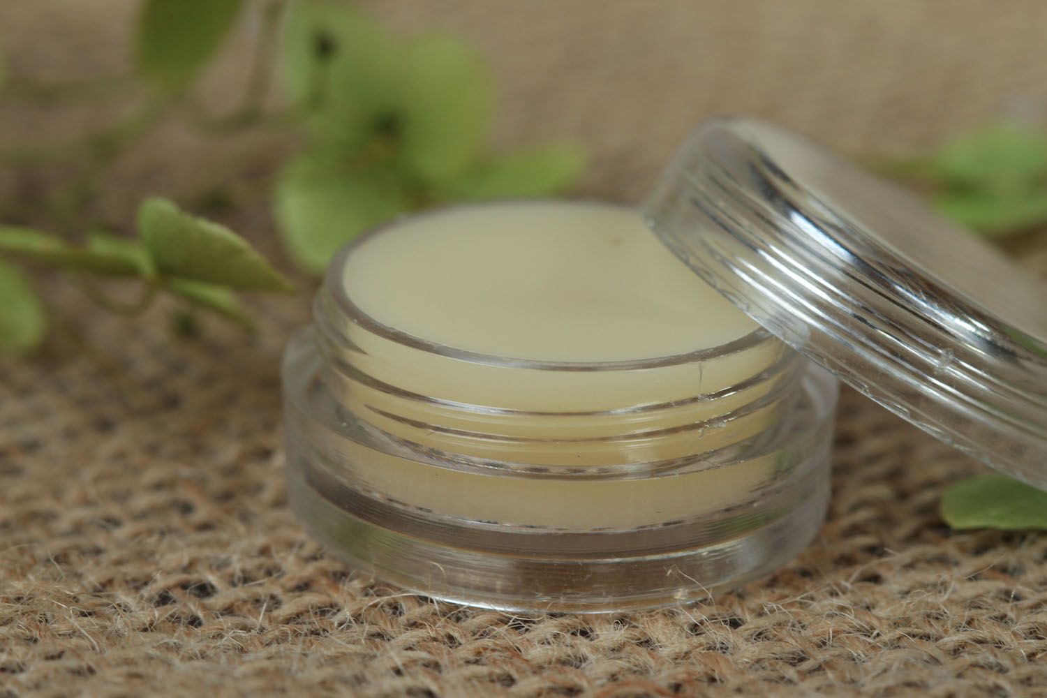 Solid perfume with sweet herbal aroma photo 2