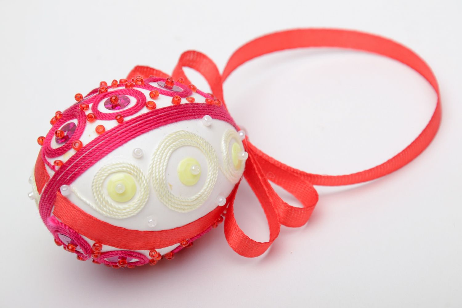 Interior hanging egg with beads and ribbons photo 4