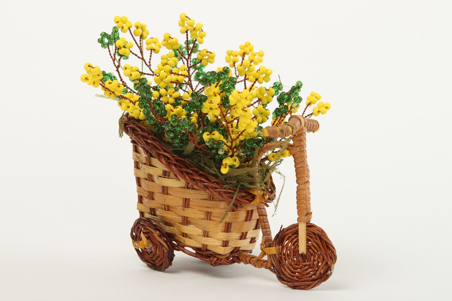 Композиция из бисера ручной работы декор для квартиры желтые цветы из бисера фото 3