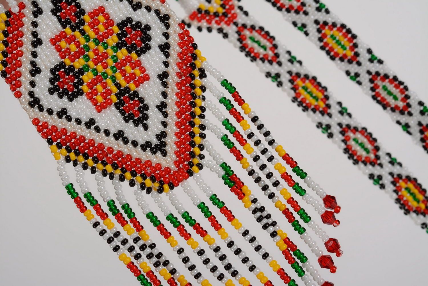 Gerdan made of beads Folk motif photo 1