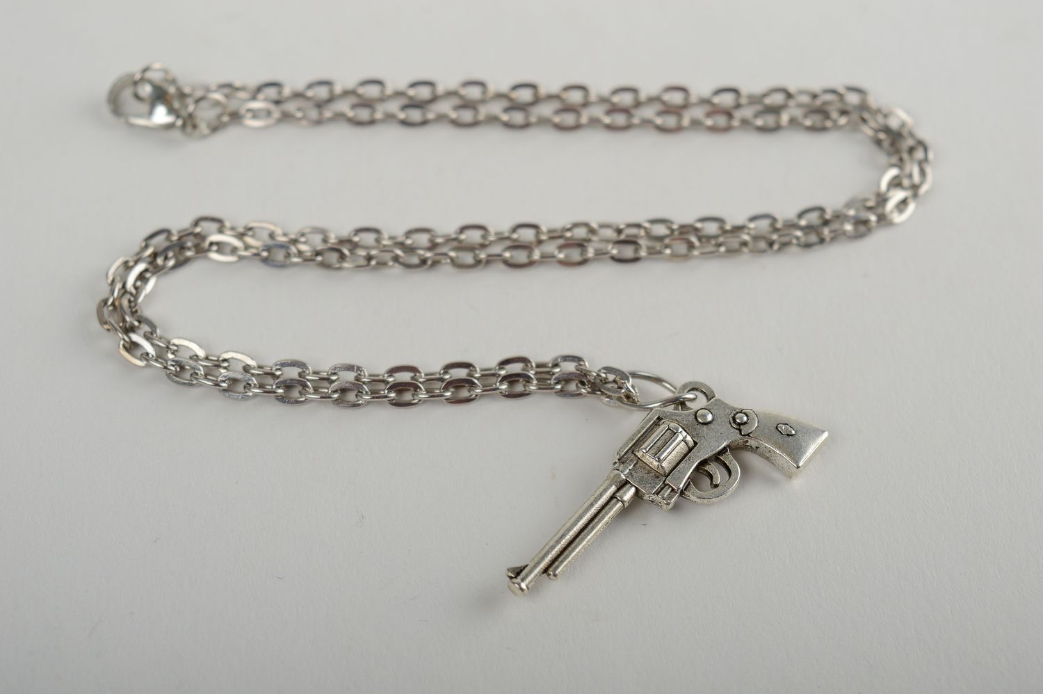 Trendy pendant handmade pendant on chain metal pendant metal jewelry for girls photo 2