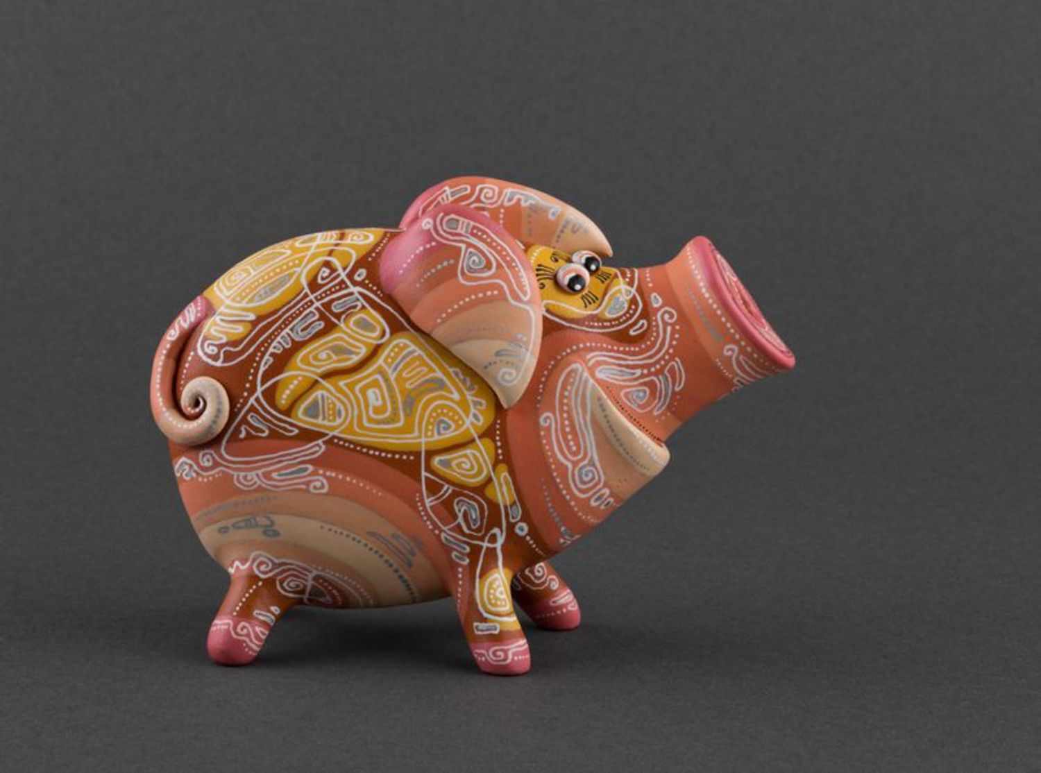 Cochon en céramique peinte photo 4