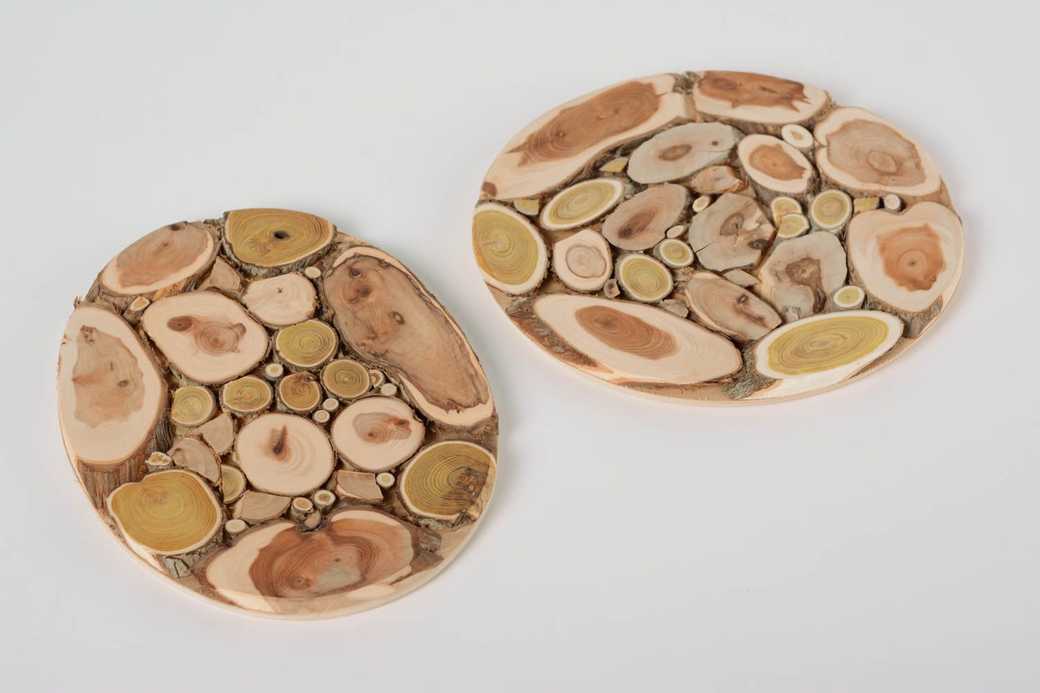 Set of 2 handmade decorative wooden trivets of round and oval shape for kitchen photo 2