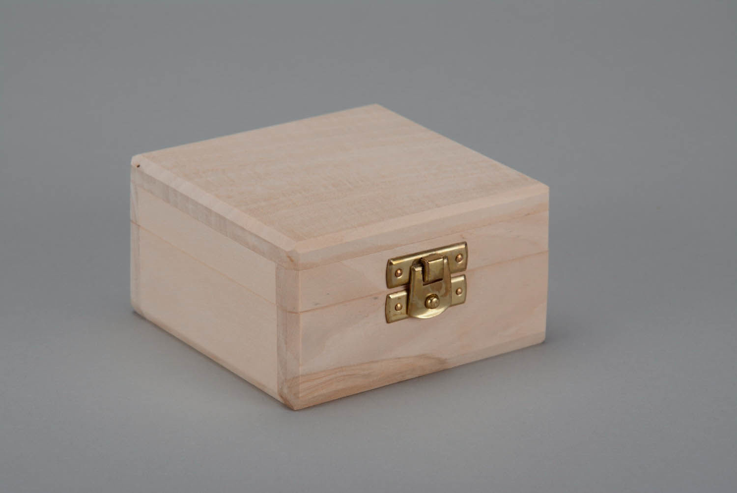 Wooden blank box trimmed with velvet inside photo 3