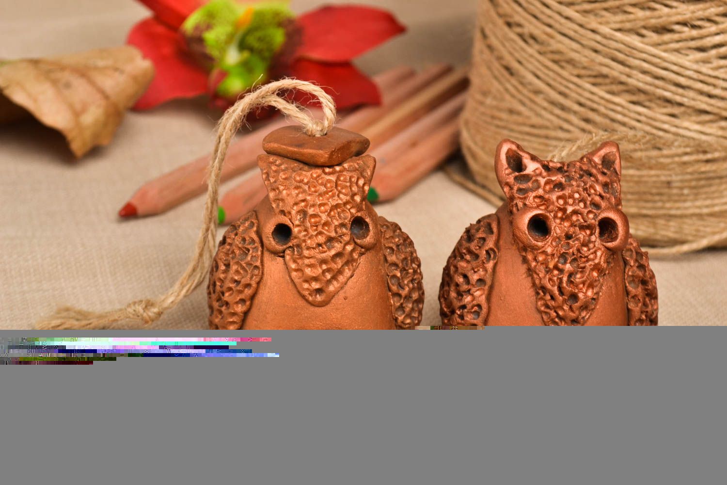 Колокольчики из глины фигурки ручной работы совы глиняные сувениры с шнурочками фото 1