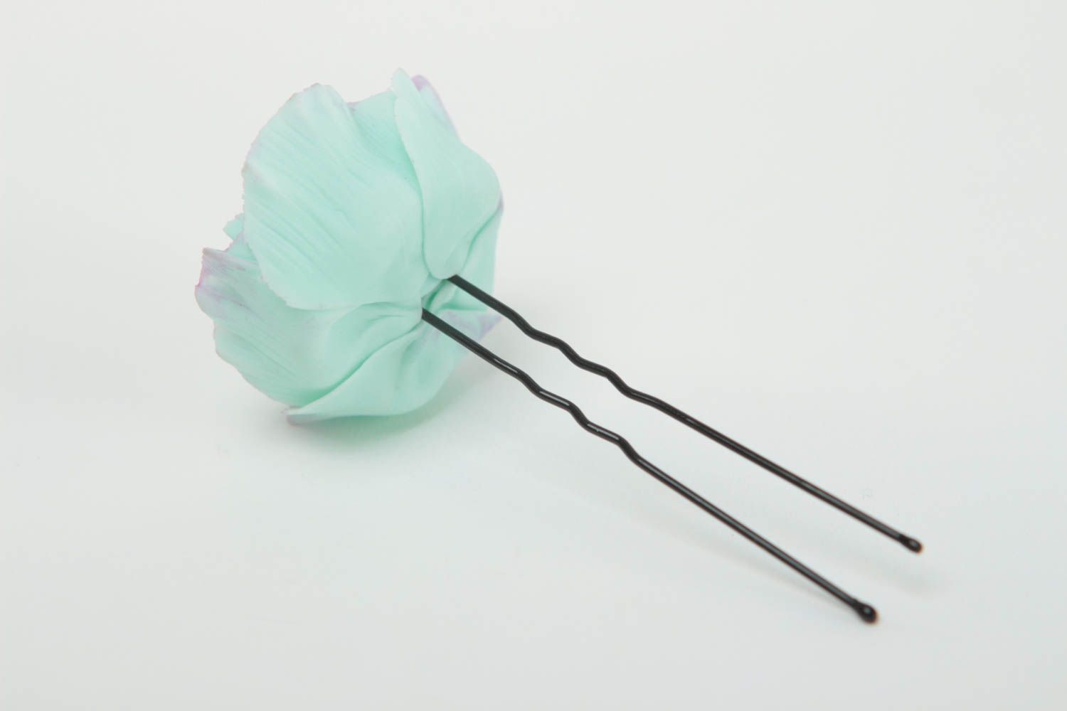 Шпилька для волос из полимерной глины ручной работы в виде розы нежная фото 4