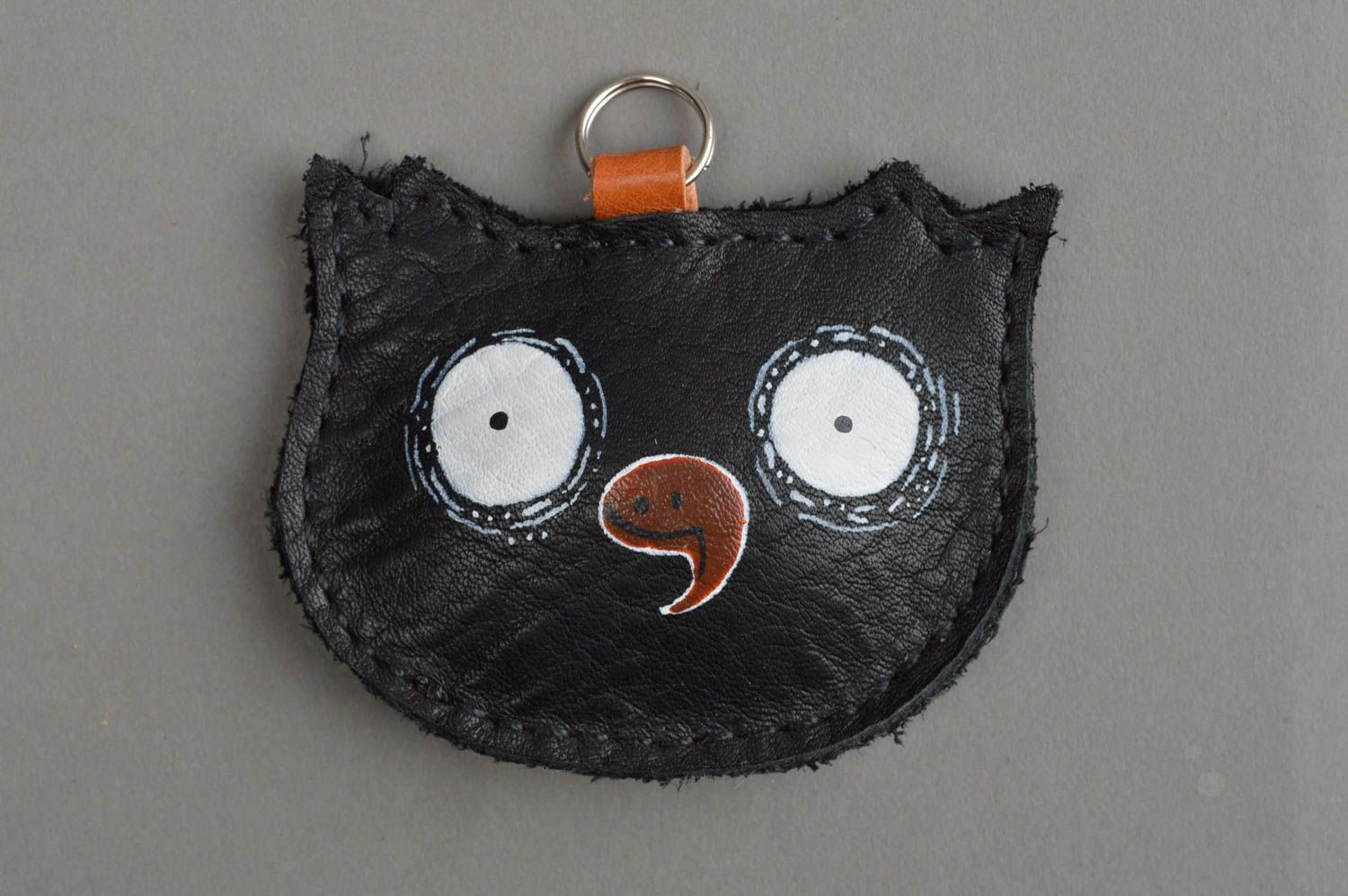 Funny handmade leather owl keychain unusual leather goods fashion accessories photo 2
