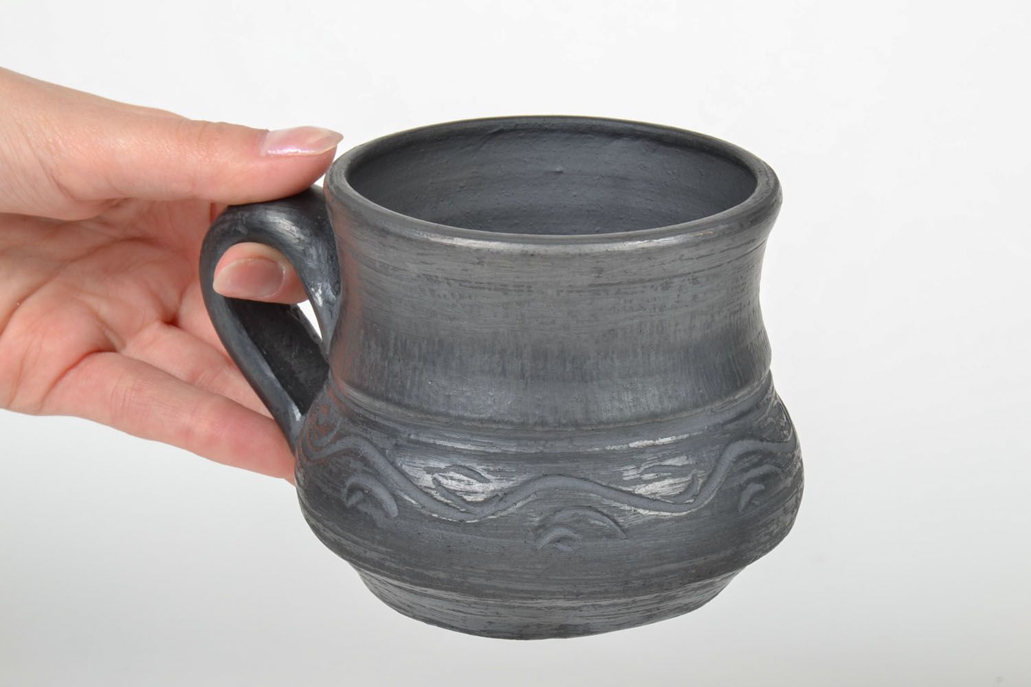 Black color natural clay coffee nug in ancient style shape with handle and no pattern photo 5