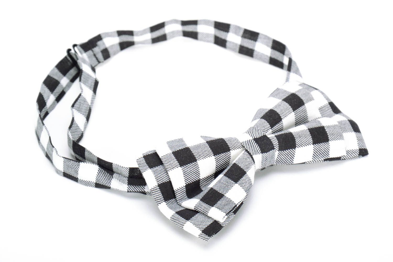Black and white checked bow tie photo 2
