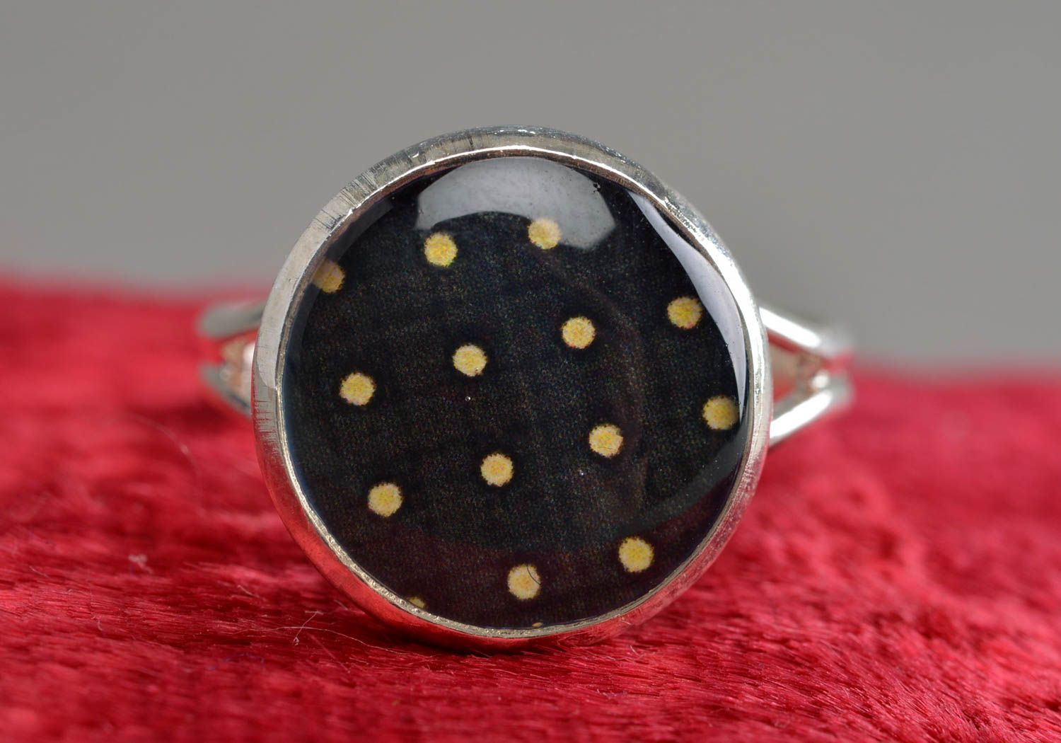 Stylish handmade designer decoupage ring coated with epoxy Black with Yellow Dots photo 2