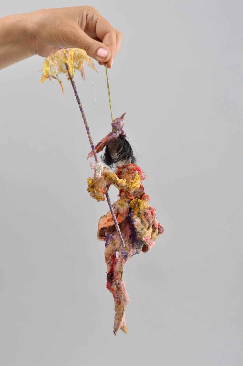 Handmade Designer Puppe mit Regenschirm Stoff Spielzeug schöne Puppe  foto 5