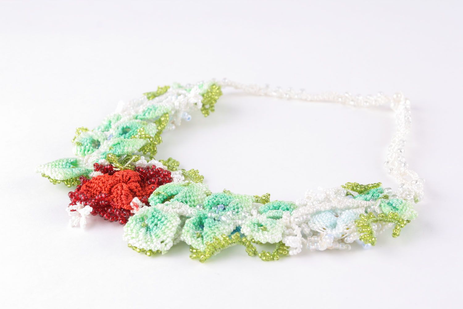 Necklace made of threads and beads Flowers photo 3