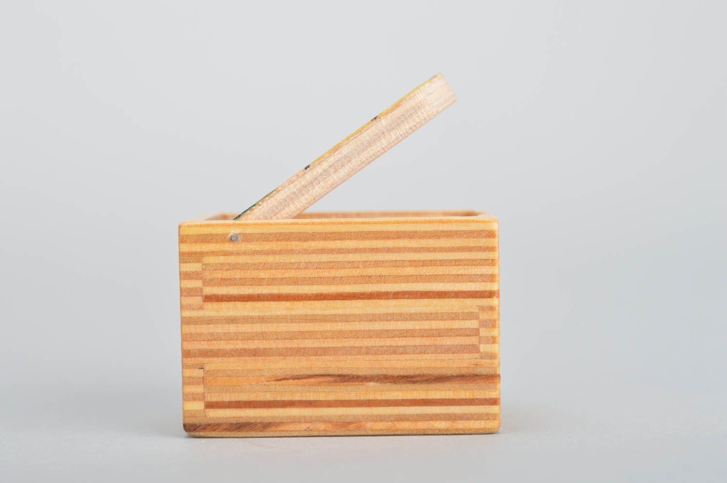 Caja decorativa de madera contrachapada hecha a mano original estilosa bonita foto 5