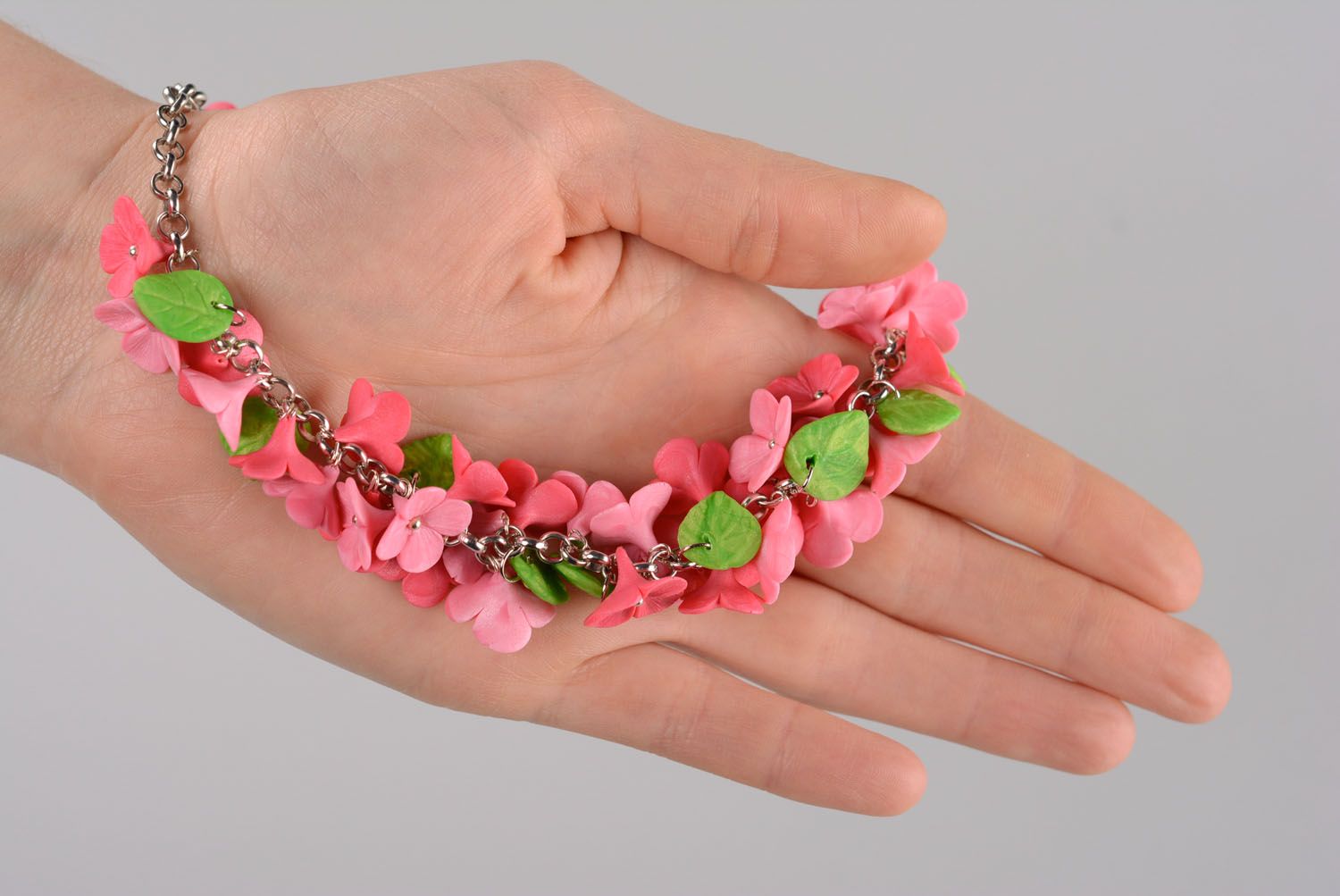 Charm pink field flowers' bracelet with green leafs photo 6