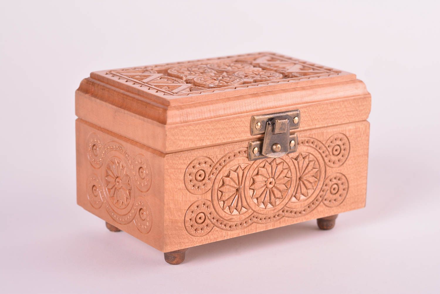 Cajita de madera tallada artesanal joyero original bonito regalo para mujer foto 4